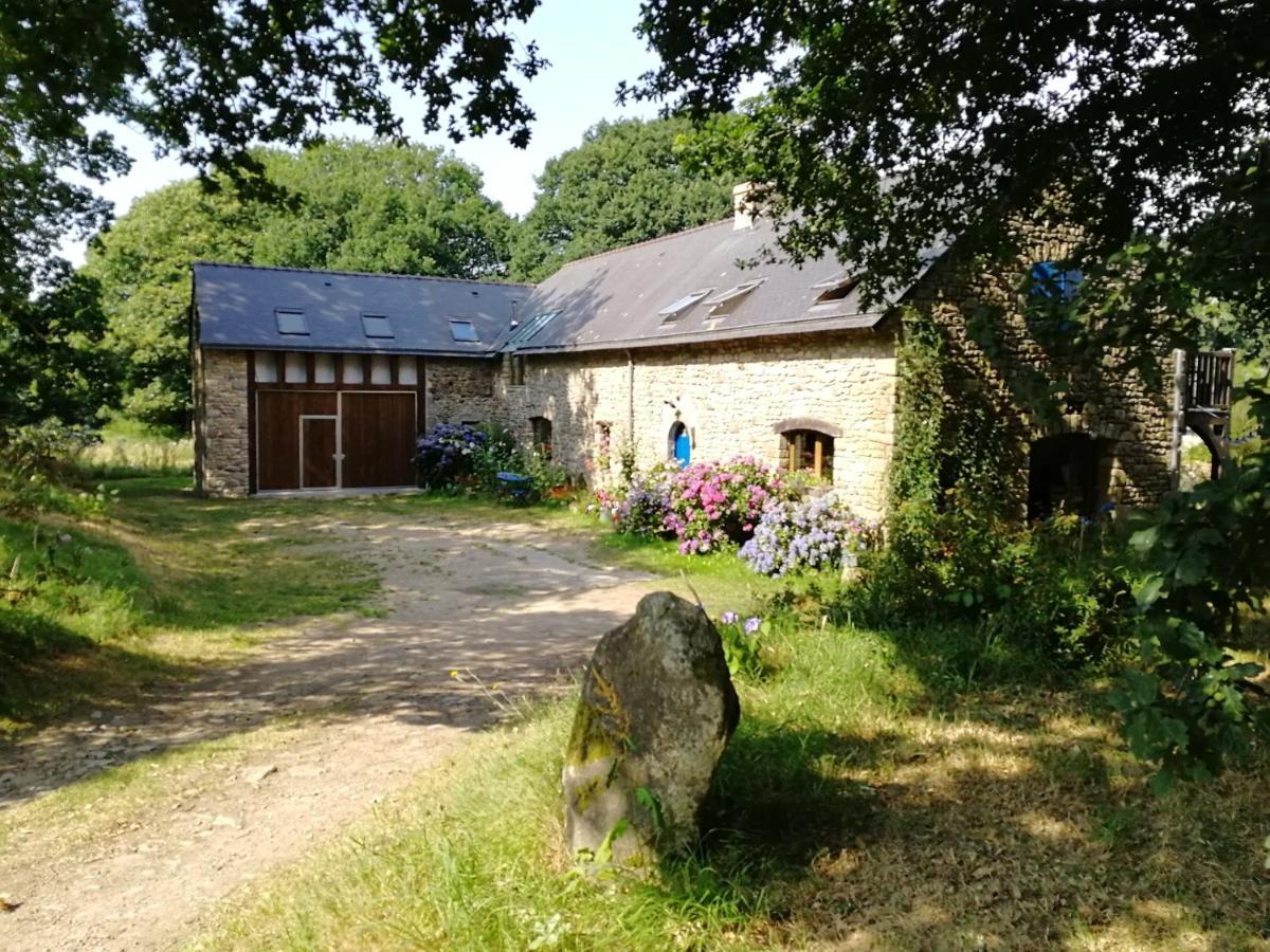 Les Longeres De Keridy Bed & Breakfast Brech Exterior photo